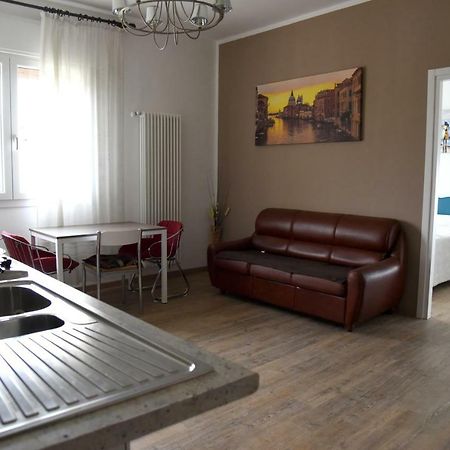 Cozy 5 People Apartament Mogliano Veneto Luaran gambar